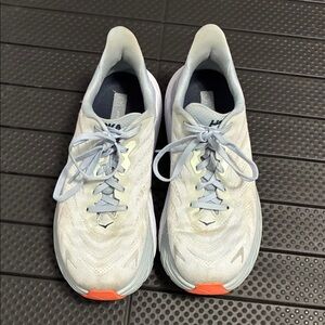 Hoka Arahi 6, womens running shoe